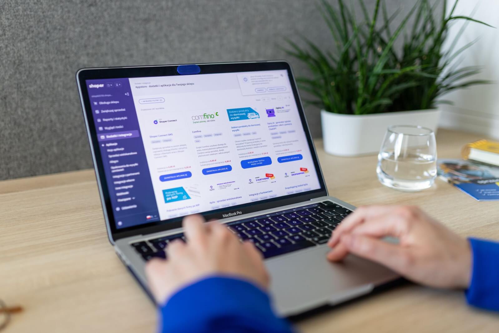 Notificarea armonizată a garanției legale: obligații pentru magazinele online — fotografie tutorial site